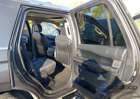 2019 Ford Expedition Platinum from USA, damaged, VIN 1FMJU1MT3KEA61749
